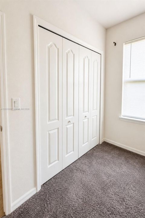 For Rent: $2,150 (4 beds, 2 baths, 1845 Square Feet)