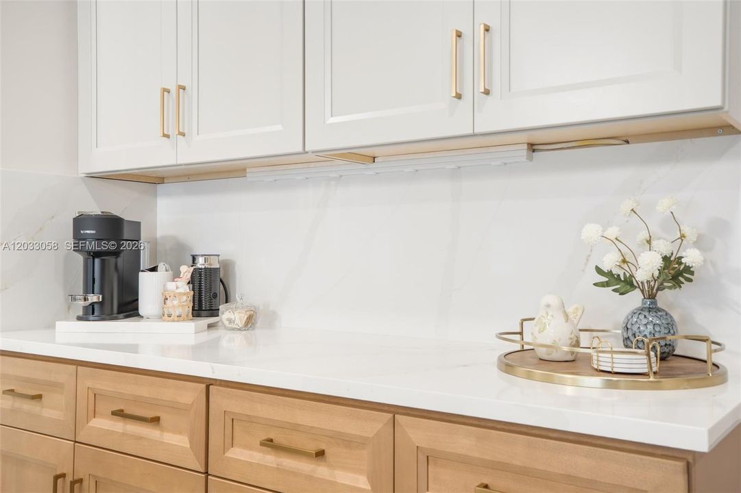 For Rent: $9,500 (5 beds, 4 baths, 2519 Square Feet)