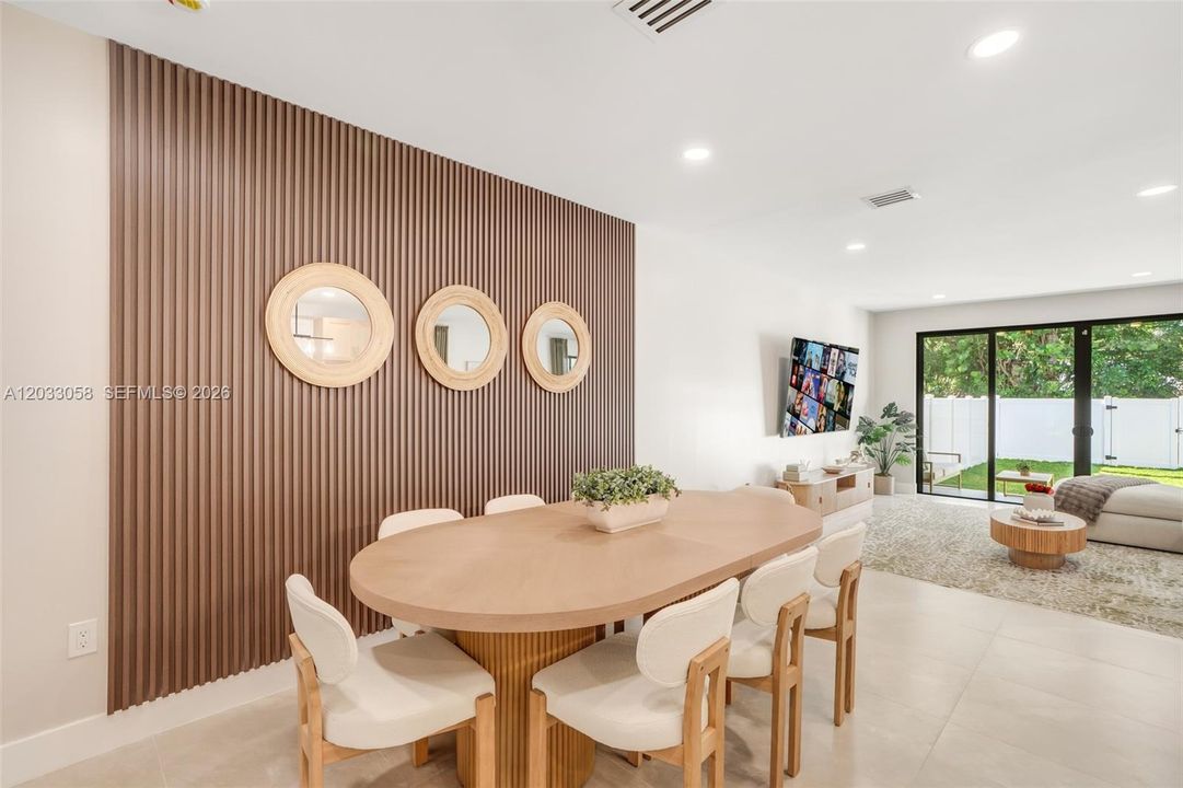 For Rent: $9,500 (5 beds, 4 baths, 2519 Square Feet)