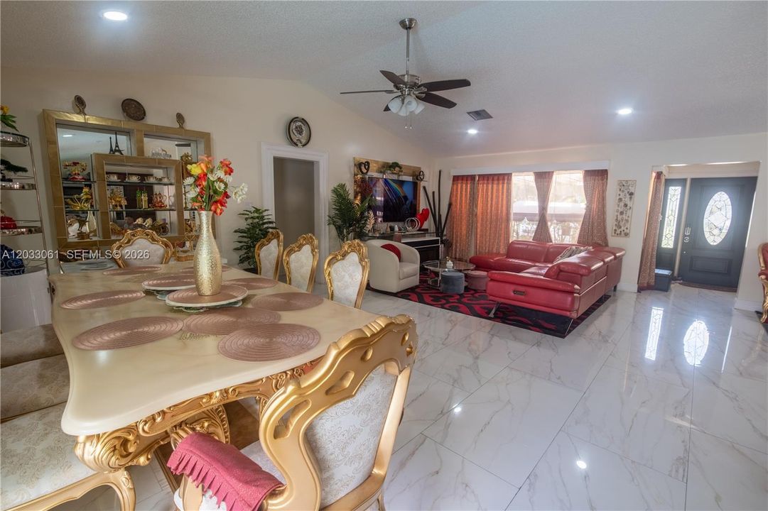 For Rent: $3,700 (3 beds, 2 baths, 1682 Square Feet)