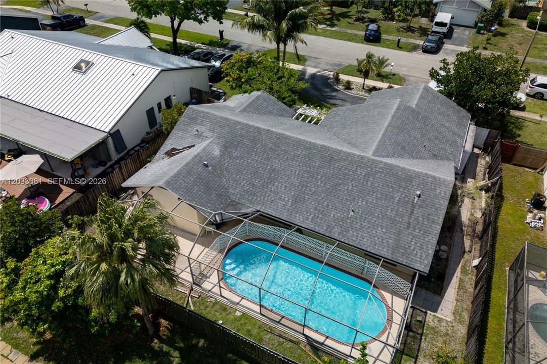 For Rent: $3,700 (3 beds, 2 baths, 1682 Square Feet)