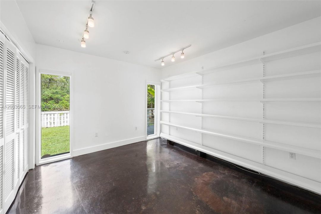 For Rent: $21,000 (4 beds, 3 baths, 5005 Square Feet)