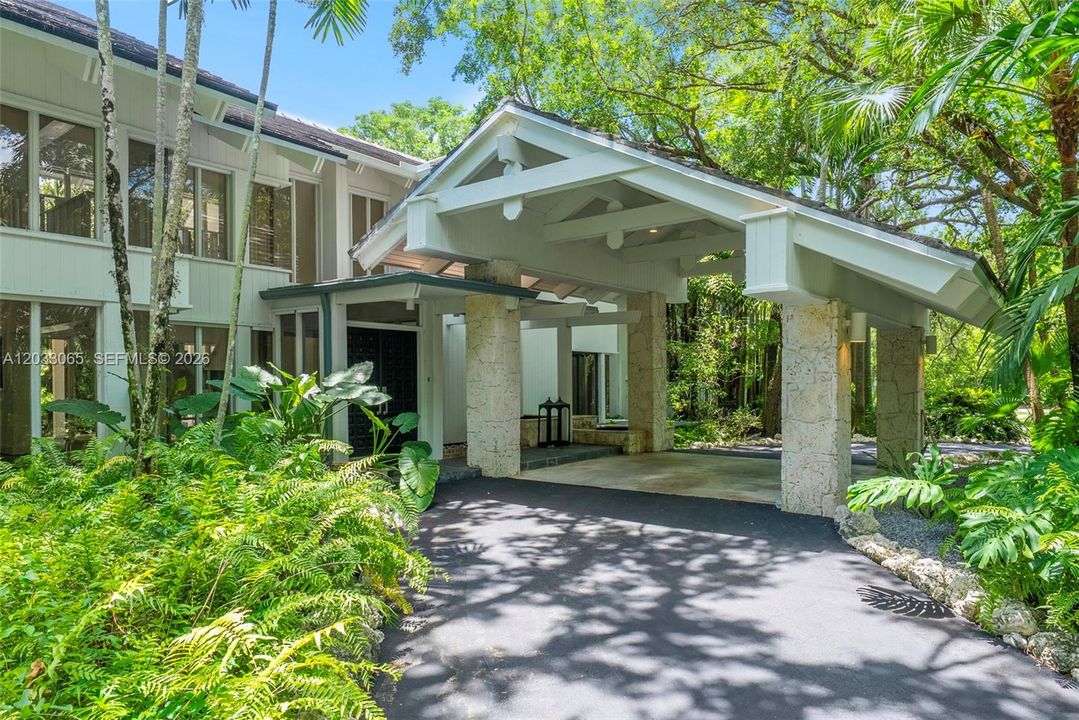 For Rent: $21,000 (4 beds, 3 baths, 5005 Square Feet)