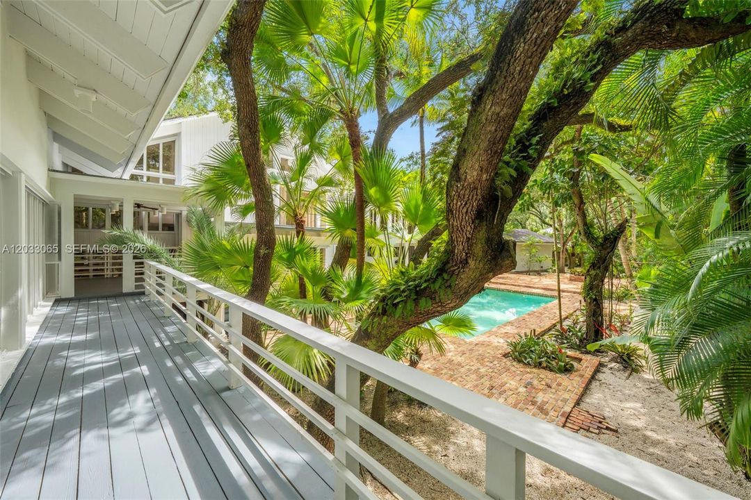 For Rent: $21,000 (4 beds, 3 baths, 5005 Square Feet)