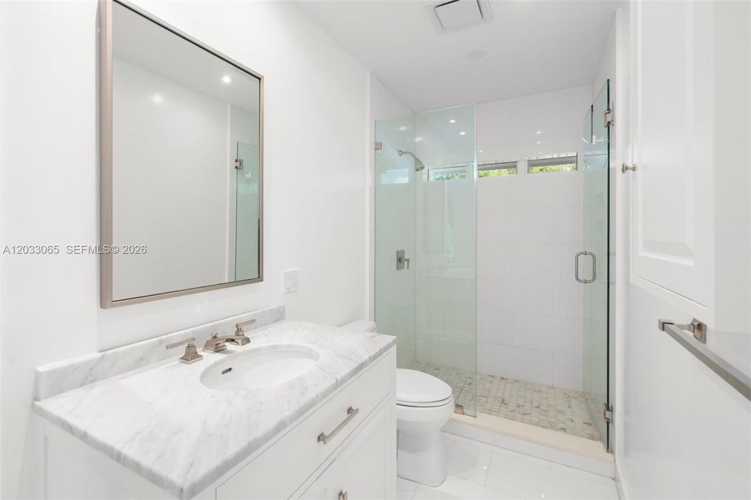 For Rent: $21,000 (4 beds, 3 baths, 5005 Square Feet)