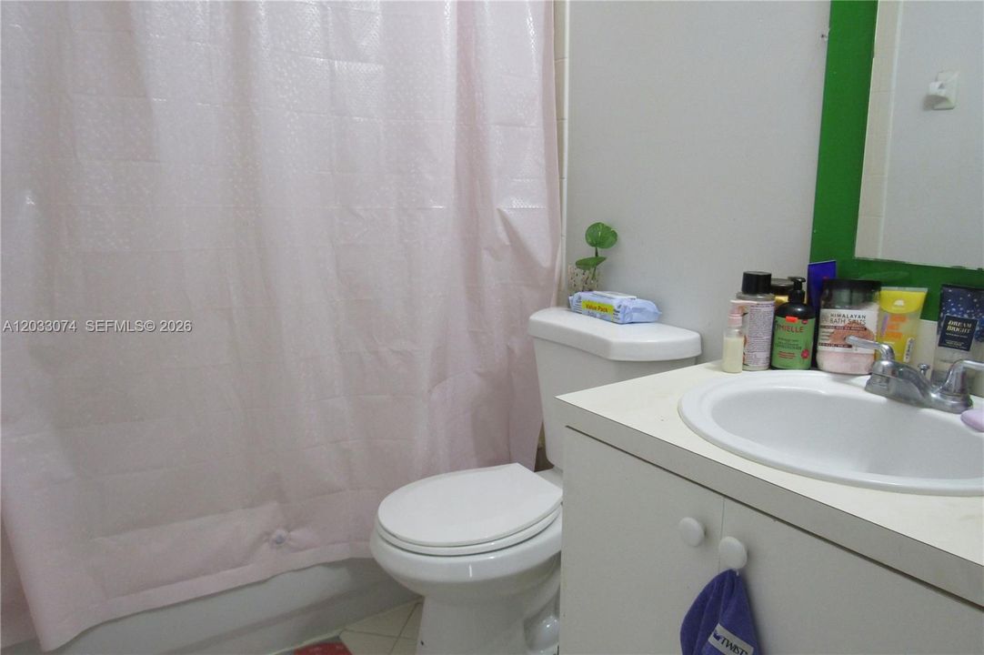 For Sale: $365,000 (3 beds, 2 baths, 1065 Square Feet)