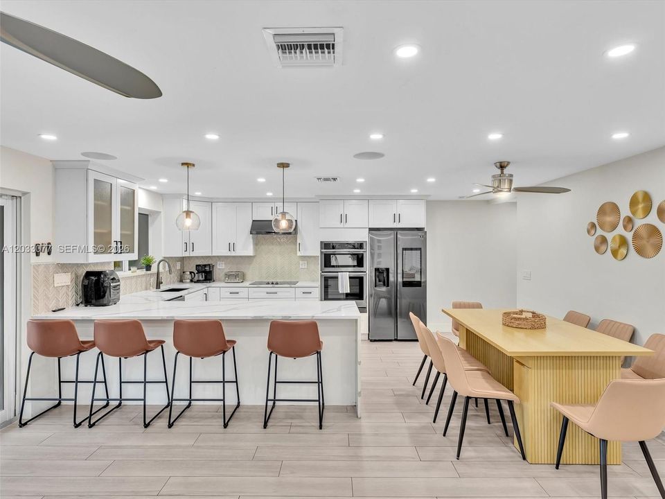 For Sale: $1,199,000 (7 beds, 4 baths, 1895 Square Feet)
