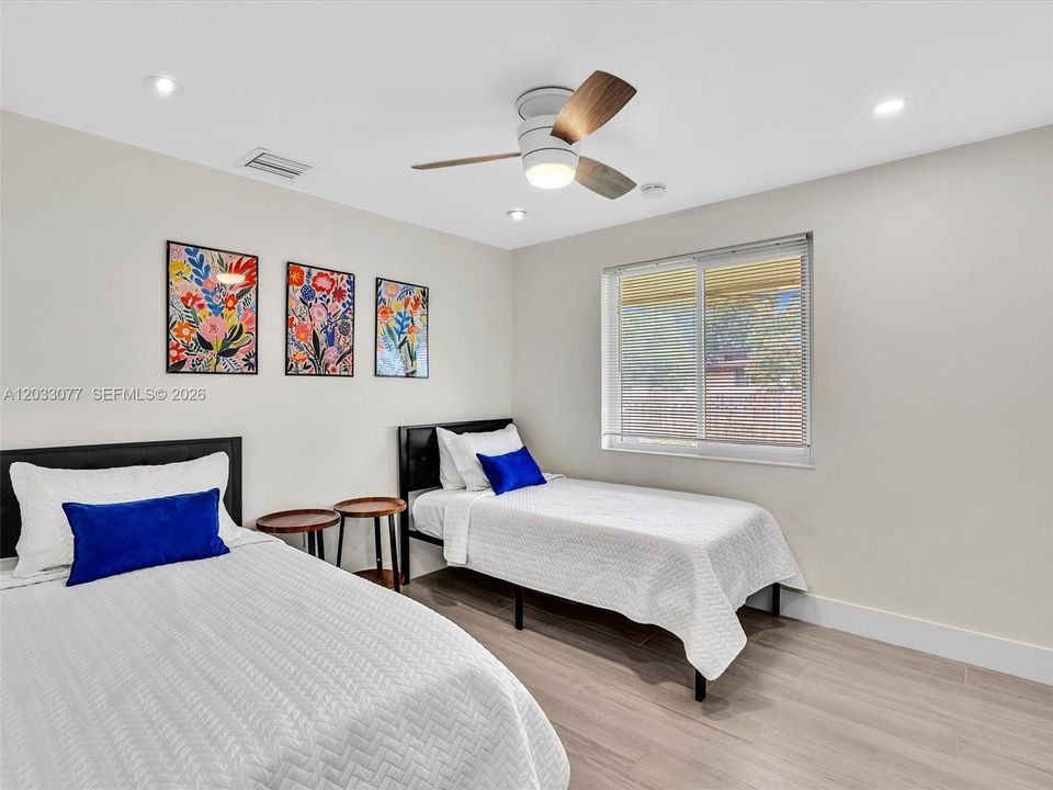 For Sale: $1,199,000 (7 beds, 4 baths, 1895 Square Feet)