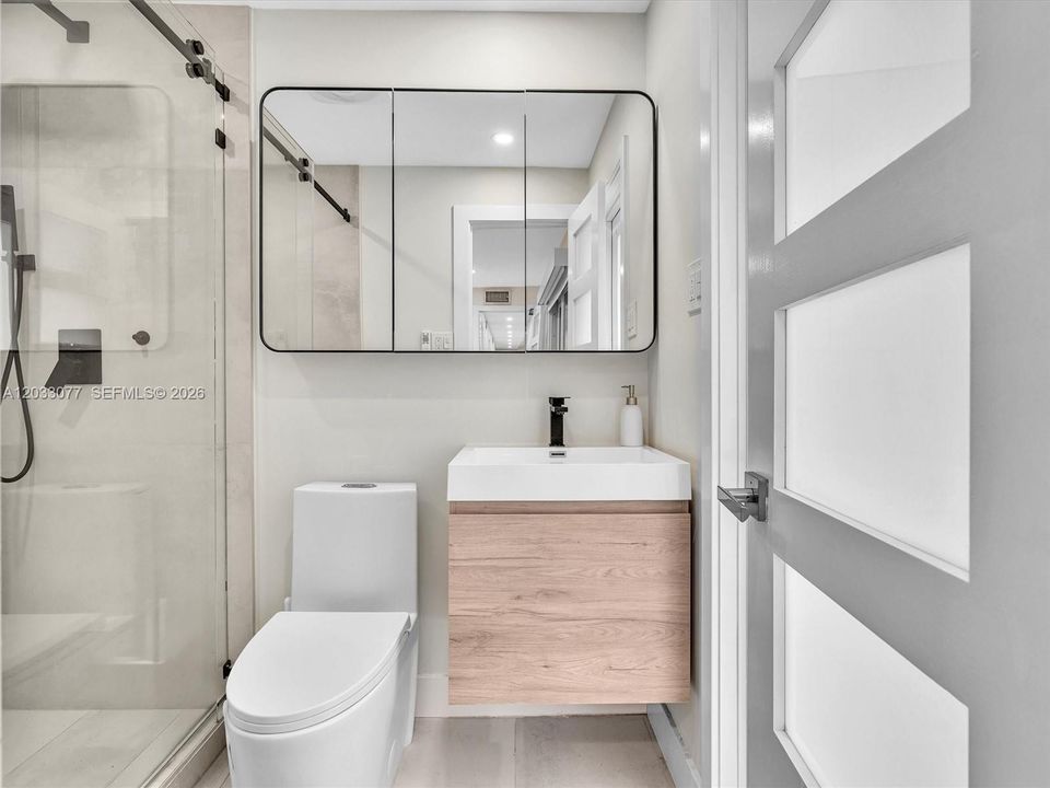 For Sale: $1,199,000 (7 beds, 4 baths, 1895 Square Feet)