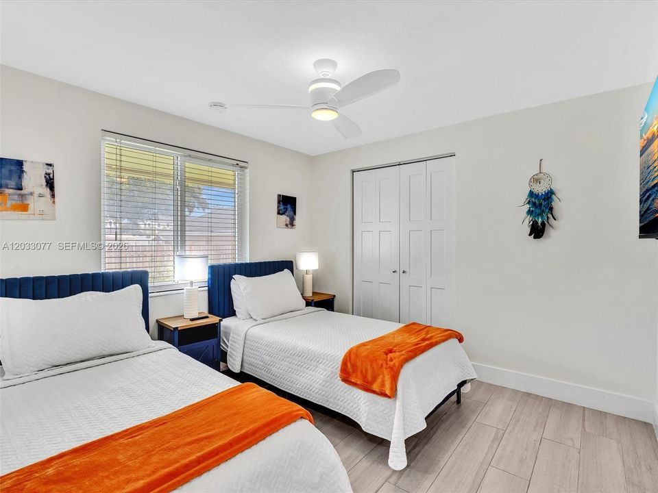 For Sale: $1,199,000 (7 beds, 4 baths, 1895 Square Feet)