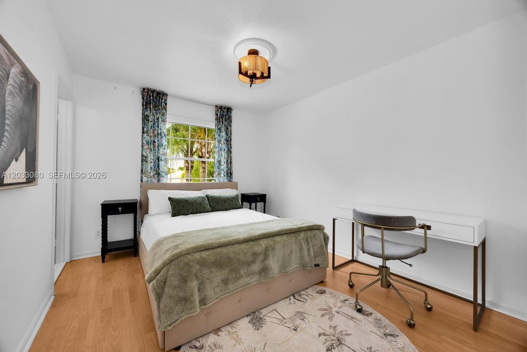 For Sale: $669,900 (3 beds, 2 baths, 1862 Square Feet)