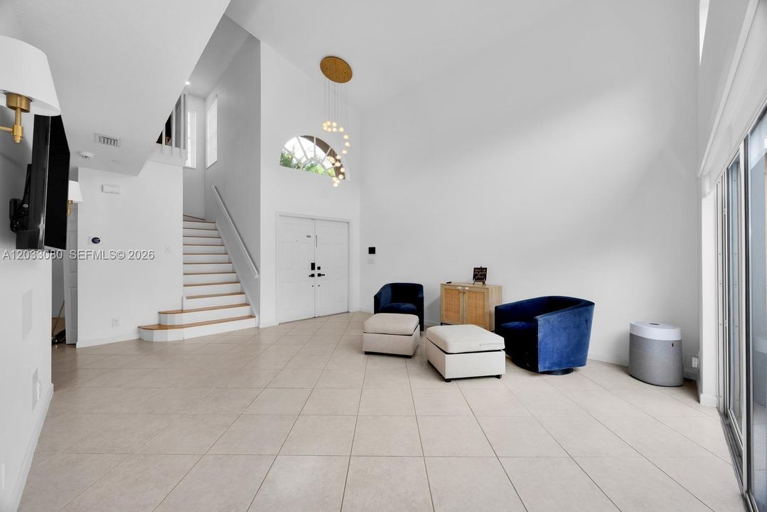 For Sale: $669,900 (3 beds, 2 baths, 1862 Square Feet)