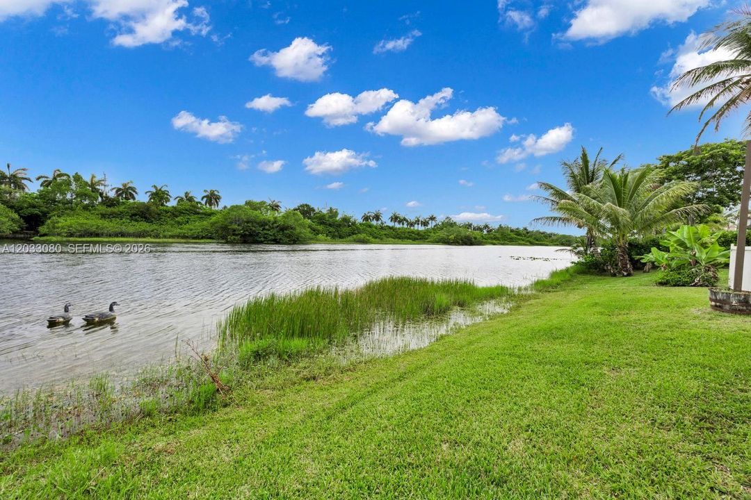 For Sale: $669,900 (3 beds, 2 baths, 1862 Square Feet)