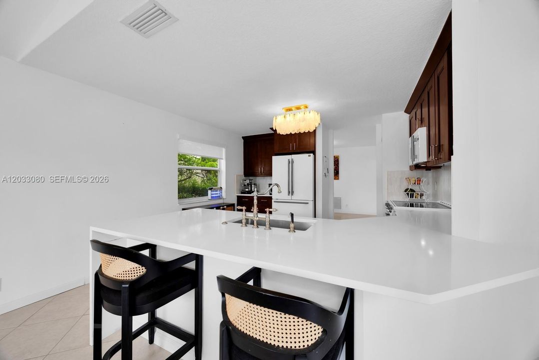 For Sale: $669,900 (3 beds, 2 baths, 1862 Square Feet)