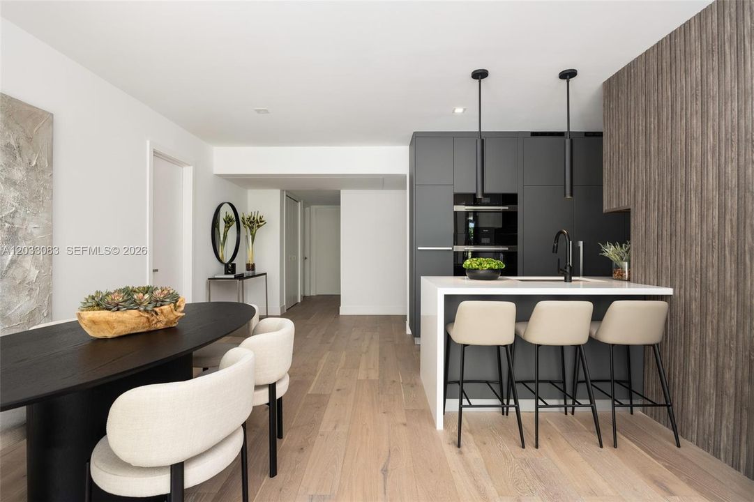 For Sale: $1,790,000 (3 beds, 3 baths, 1550 Square Feet)