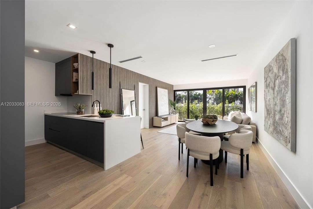 For Sale: $1,790,000 (3 beds, 3 baths, 1550 Square Feet)