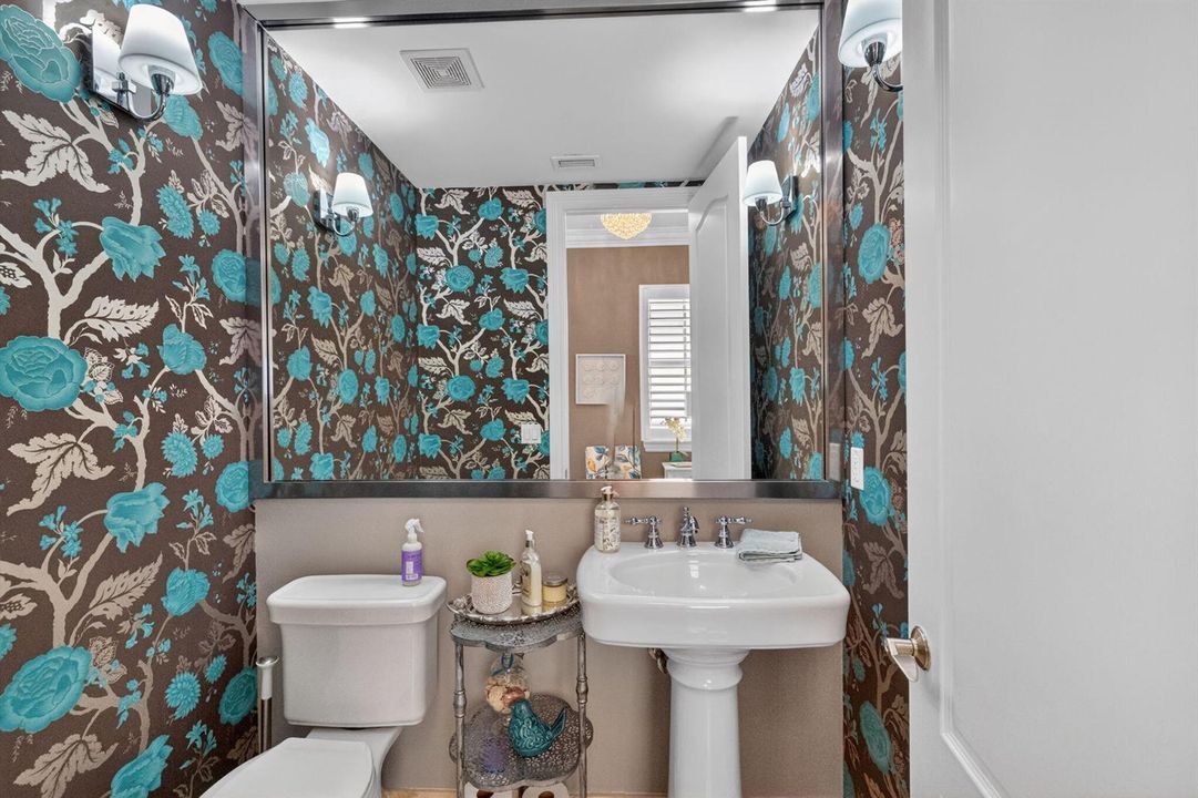 Guest Bathroom 2
