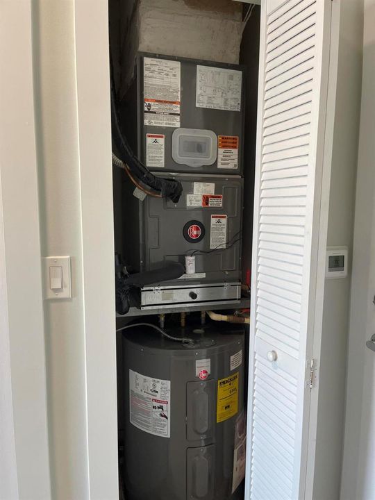 AC/WATER HEATER
