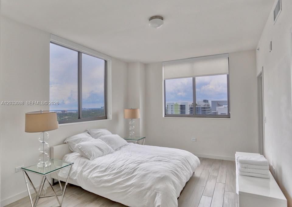 For Sale: $740,000 (2 beds, 2 baths, 1224 Square Feet)
