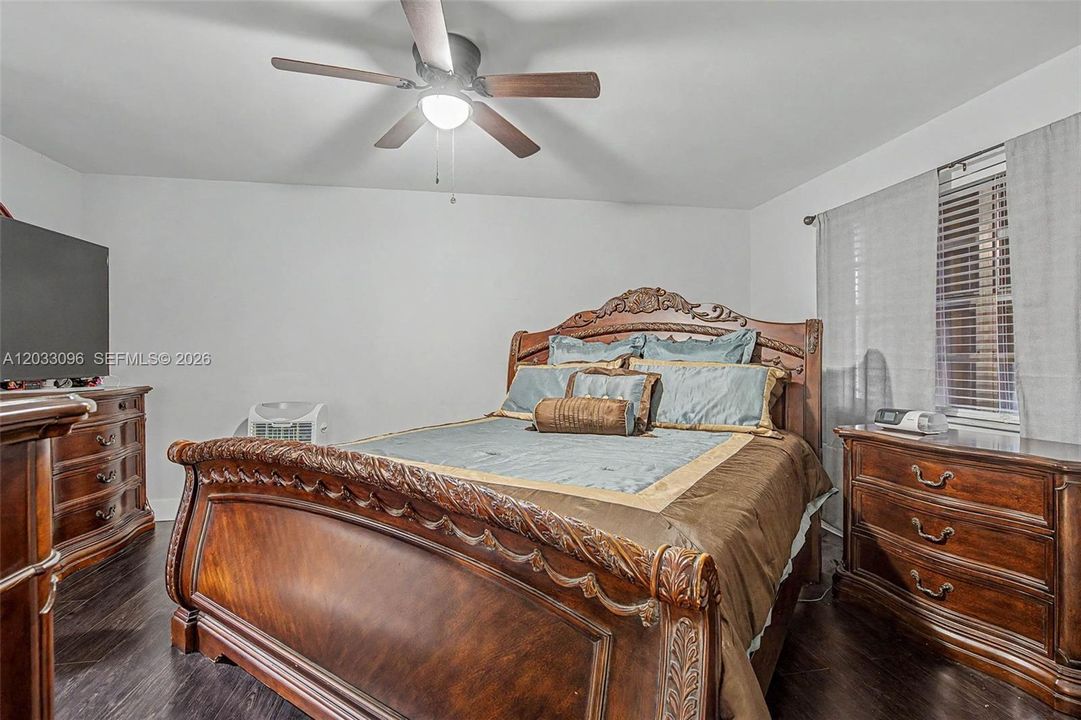 For Sale: $774,900 (4 beds, 2 baths, 2247 Square Feet)