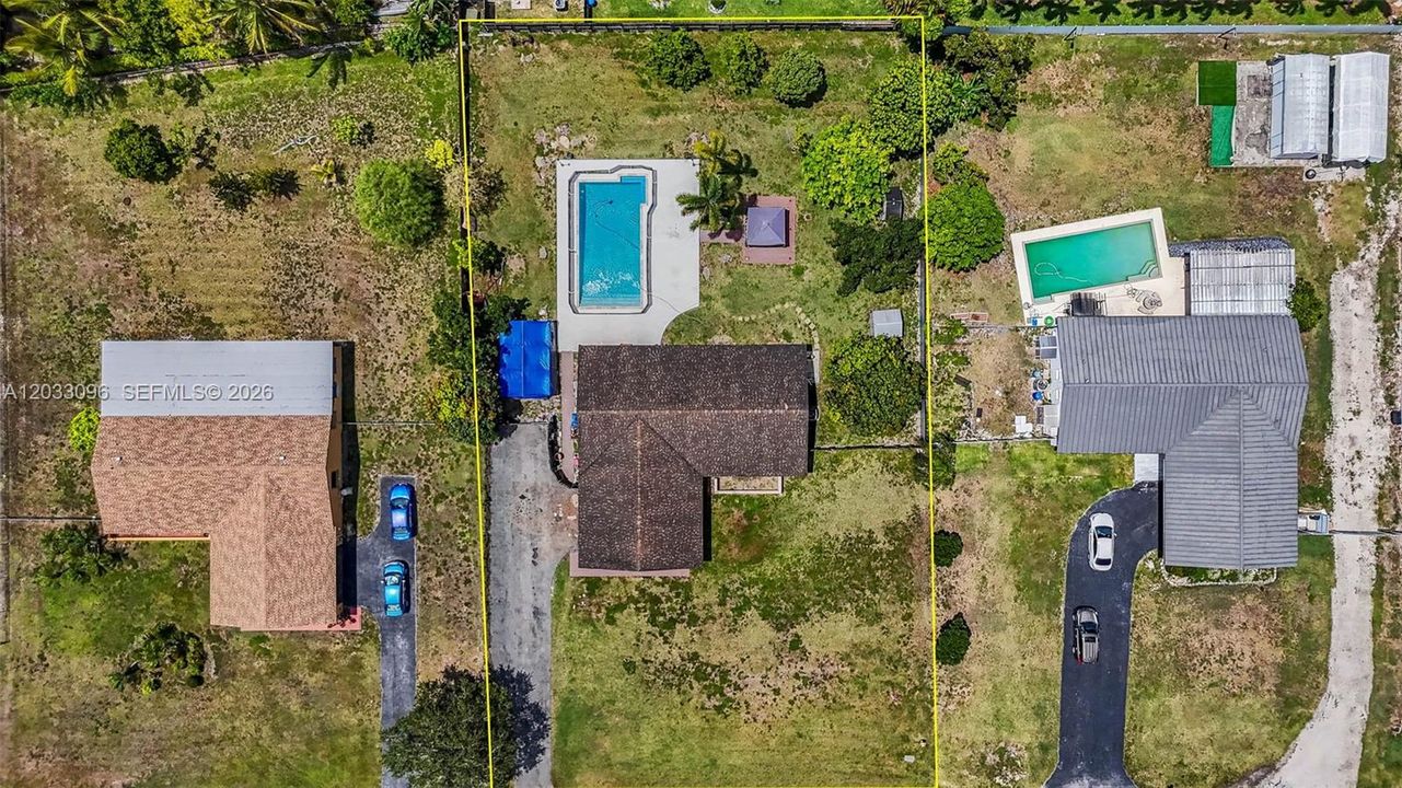 For Sale: $774,900 (4 beds, 2 baths, 2247 Square Feet)