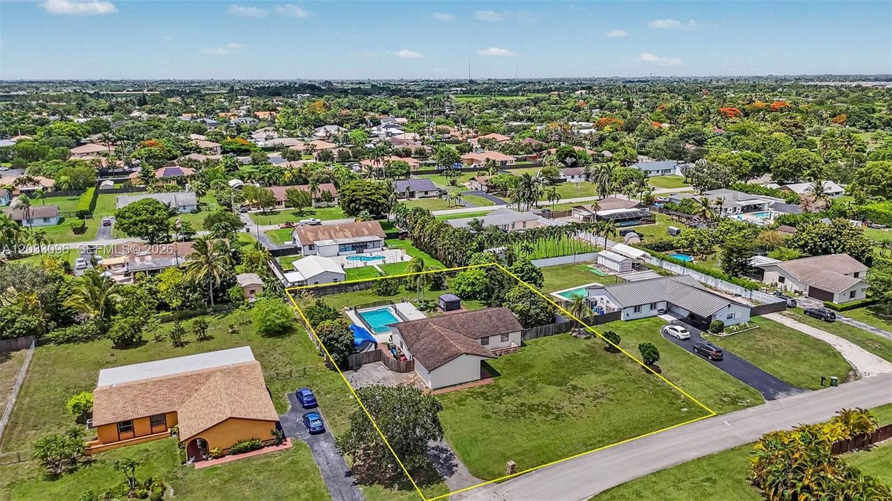 For Sale: $774,900 (4 beds, 2 baths, 2247 Square Feet)