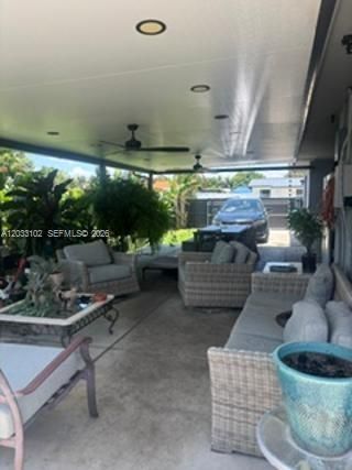 For Sale: $590,000 (3 beds, 2 baths, 1216 Square Feet)