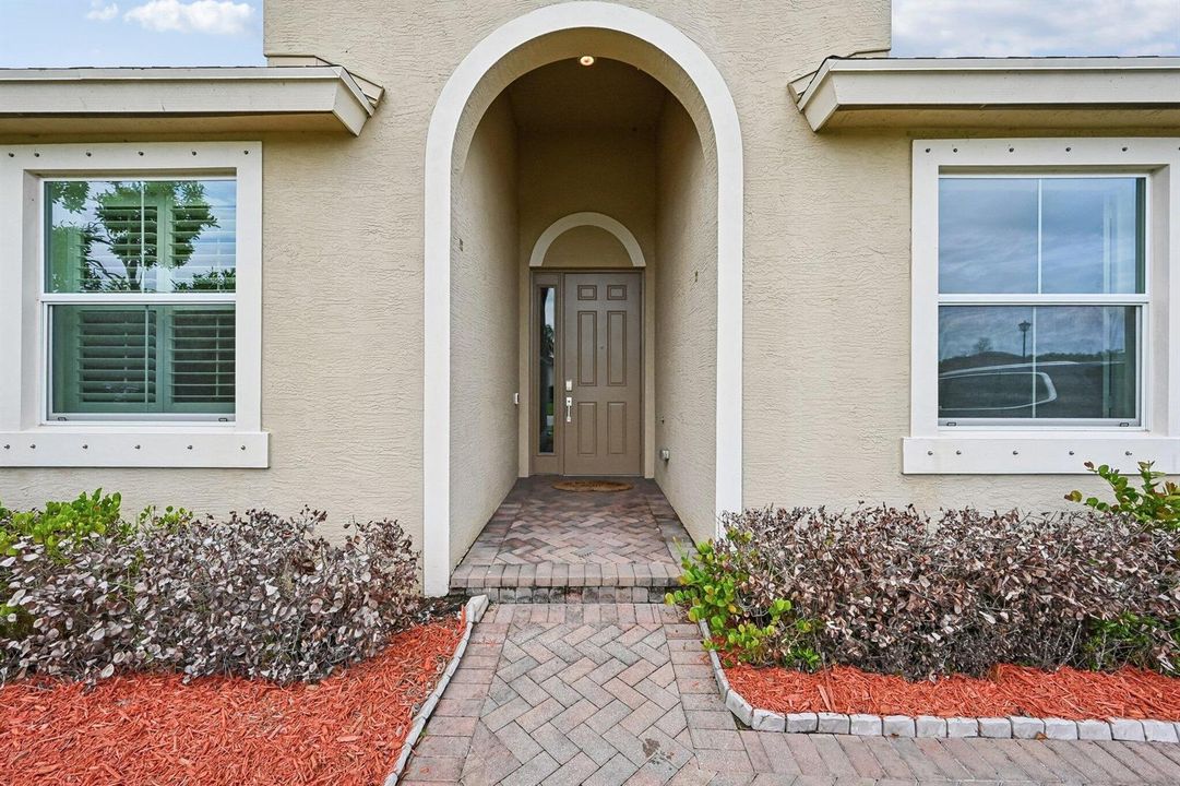 5-web-or-mls-Birkdale Dr-S0506-005