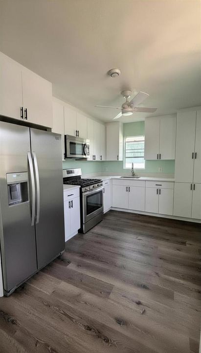 kitchen with appliances