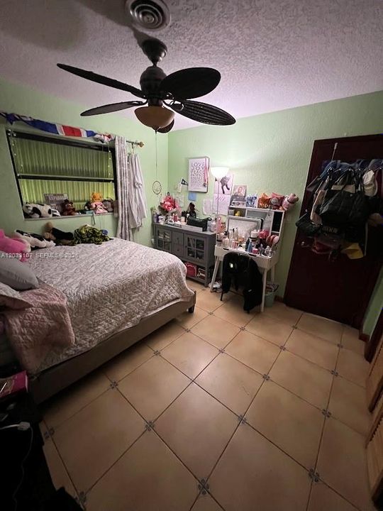На продажу: $625,000 (3 спален, 2 ванн, 1455 Квадратных фут)