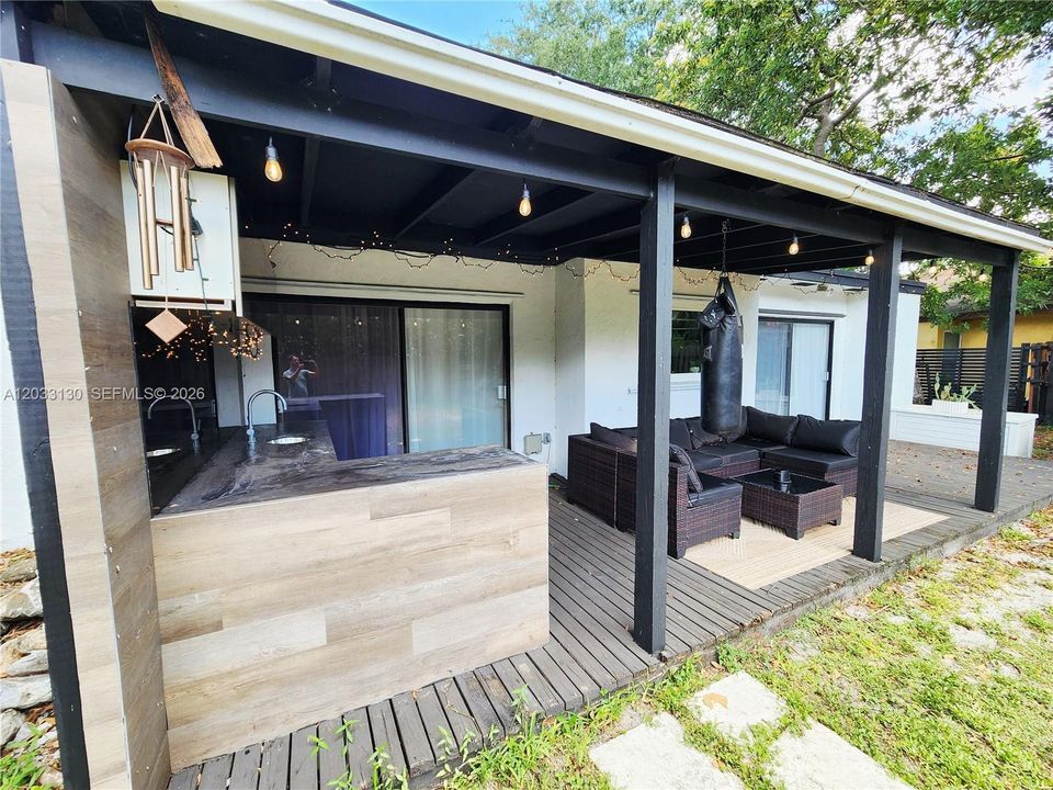 For Sale: $699,000 (4 beds, 2 baths, 2102 Square Feet)