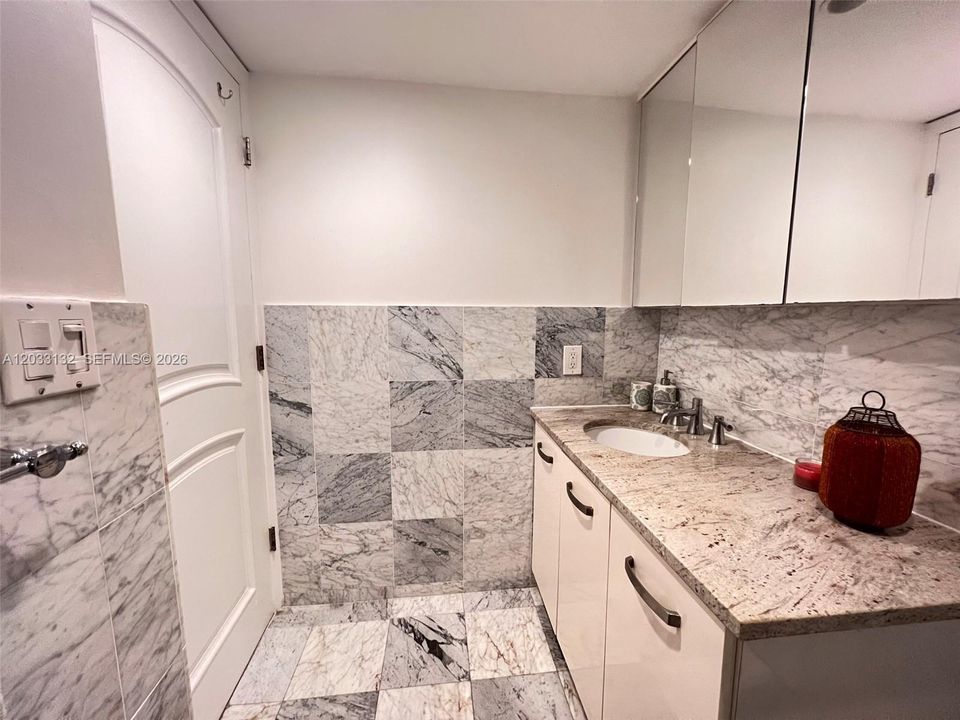 En Renta: $6,500 (3 camas, 2 baños, 1430 Pies cuadrados)