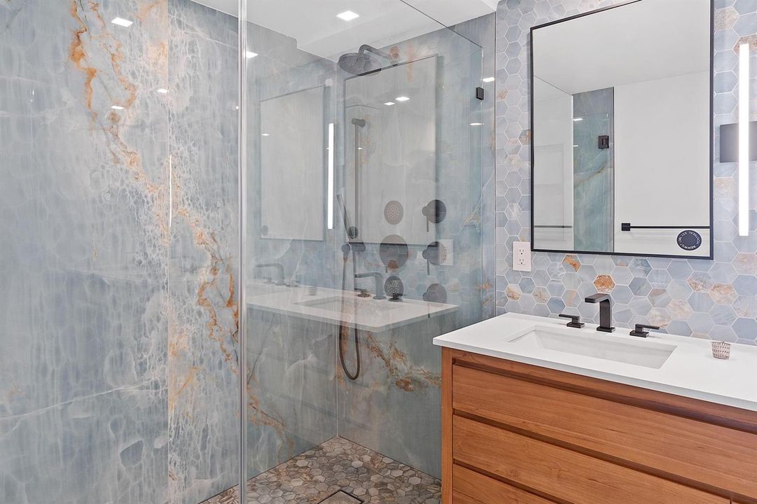 Master Bath Ensuite