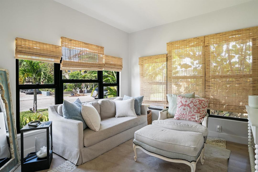 520-28TH-ST-33407-021