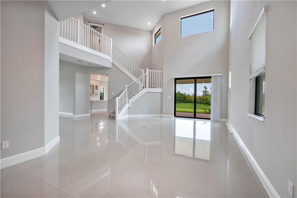 12135 Baypoint E.jpg 3