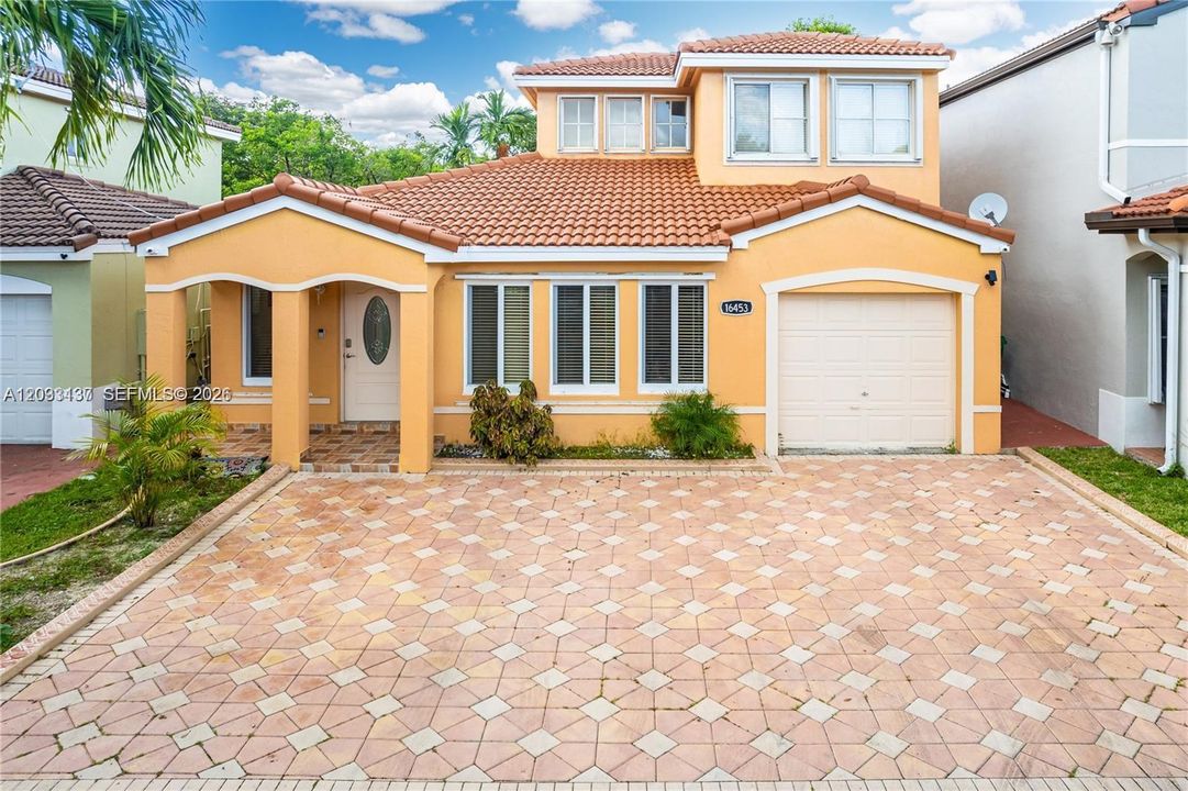 For Rent: $3,500 (3 beds, 2 baths, 1490 Square Feet)