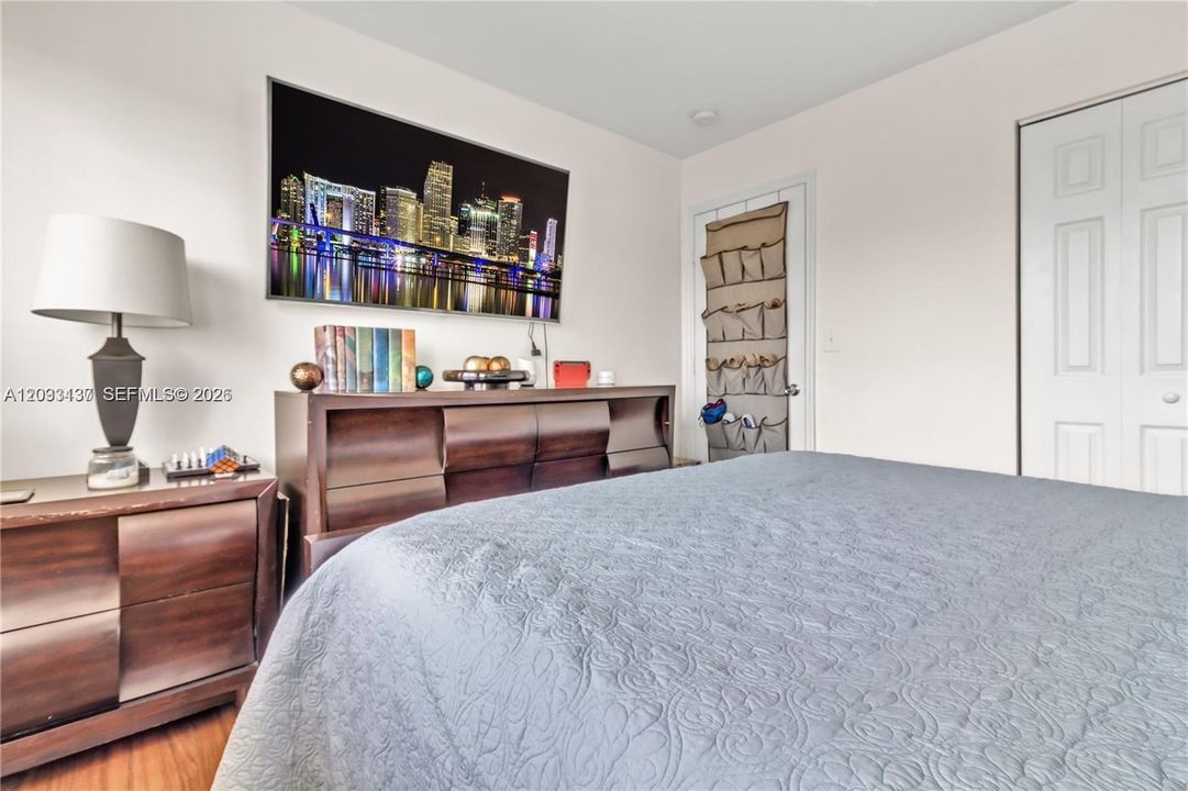 For Rent: $3,500 (3 beds, 2 baths, 1490 Square Feet)