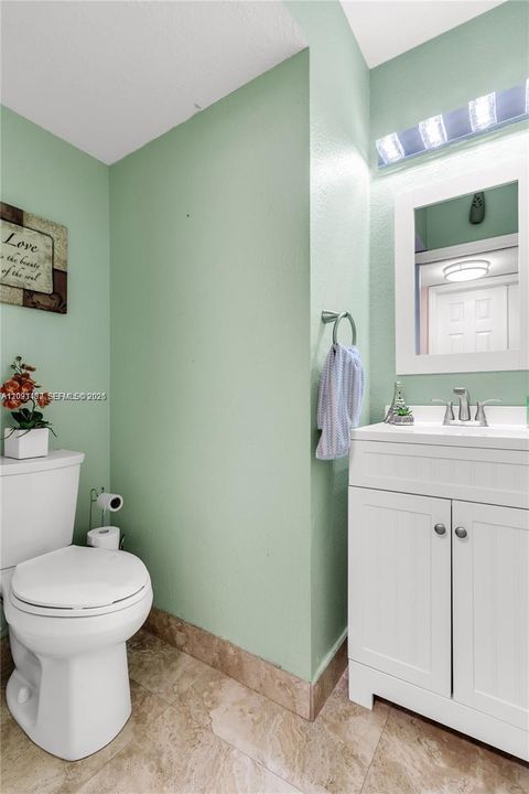 For Rent: $3,500 (3 beds, 2 baths, 1490 Square Feet)