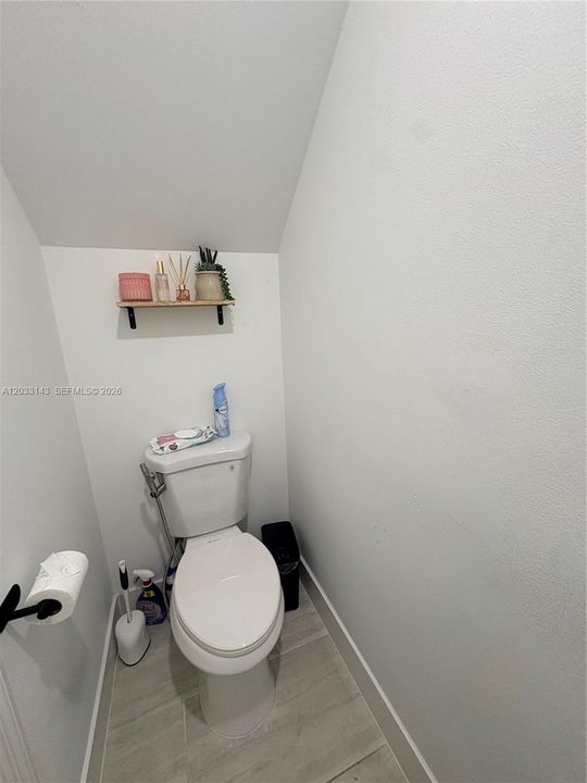 For Rent: $2,900 (2 beds, 2 baths, 1190 Square Feet)