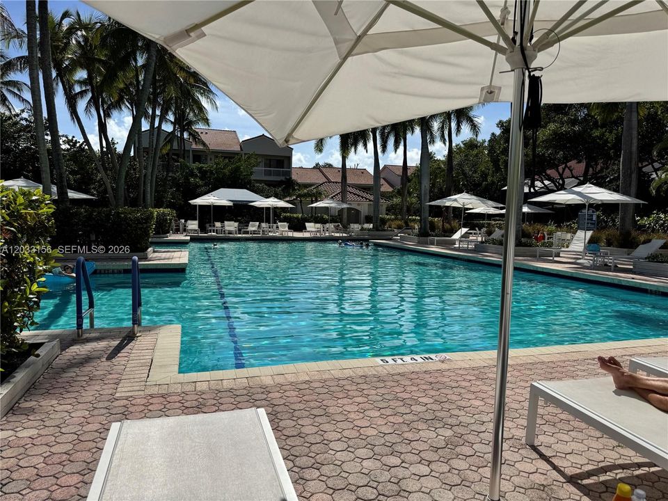 For Rent: $3,000 (2 beds, 2 baths, 1154 Square Feet)