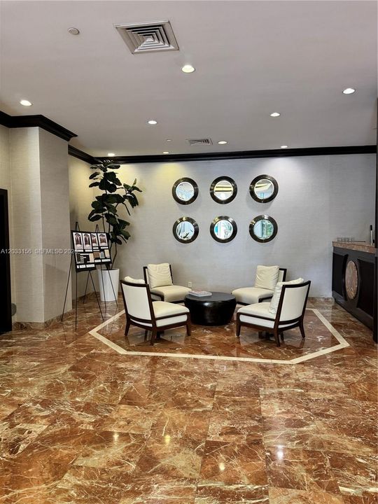 For Rent: $3,000 (2 beds, 2 baths, 1154 Square Feet)