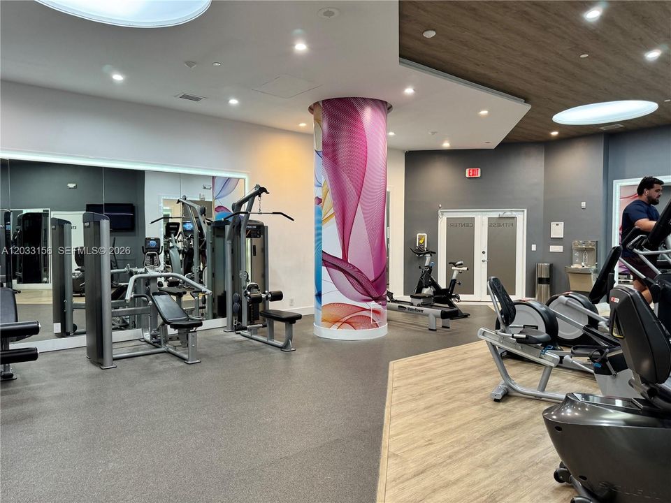 For Rent: $3,000 (2 beds, 2 baths, 1154 Square Feet)