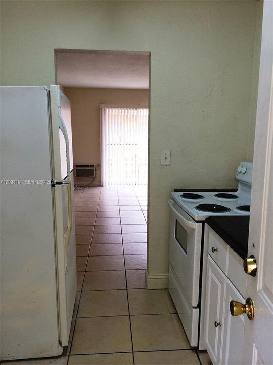 For Rent: $1,650 (1 beds, 1 baths, 493 Square Feet)