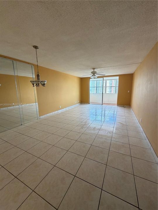 living/dining room
