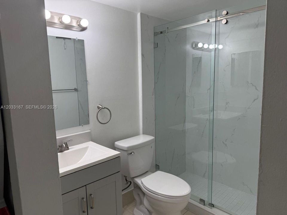 В аренду: $2,300 (2 спален, 2 ванн, 1132 Квадратных фут)
