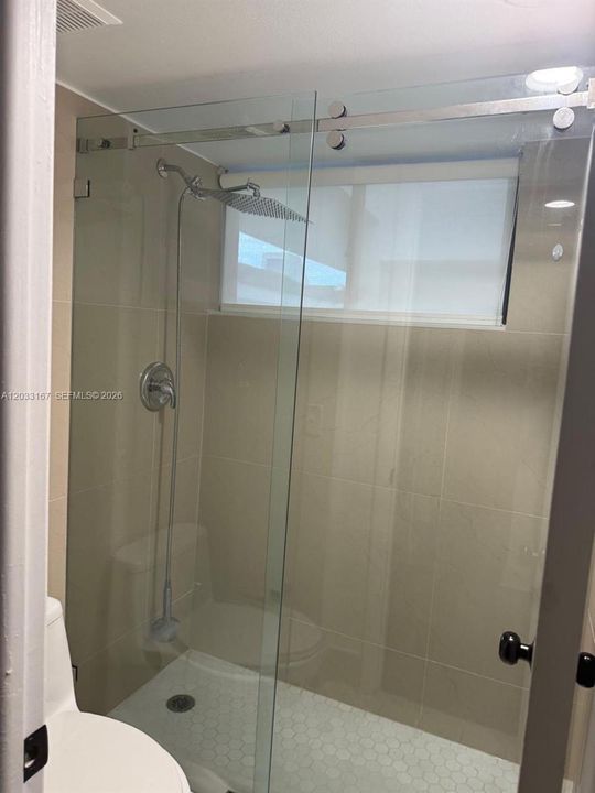 В аренду: $2,300 (2 спален, 2 ванн, 1132 Квадратных фут)