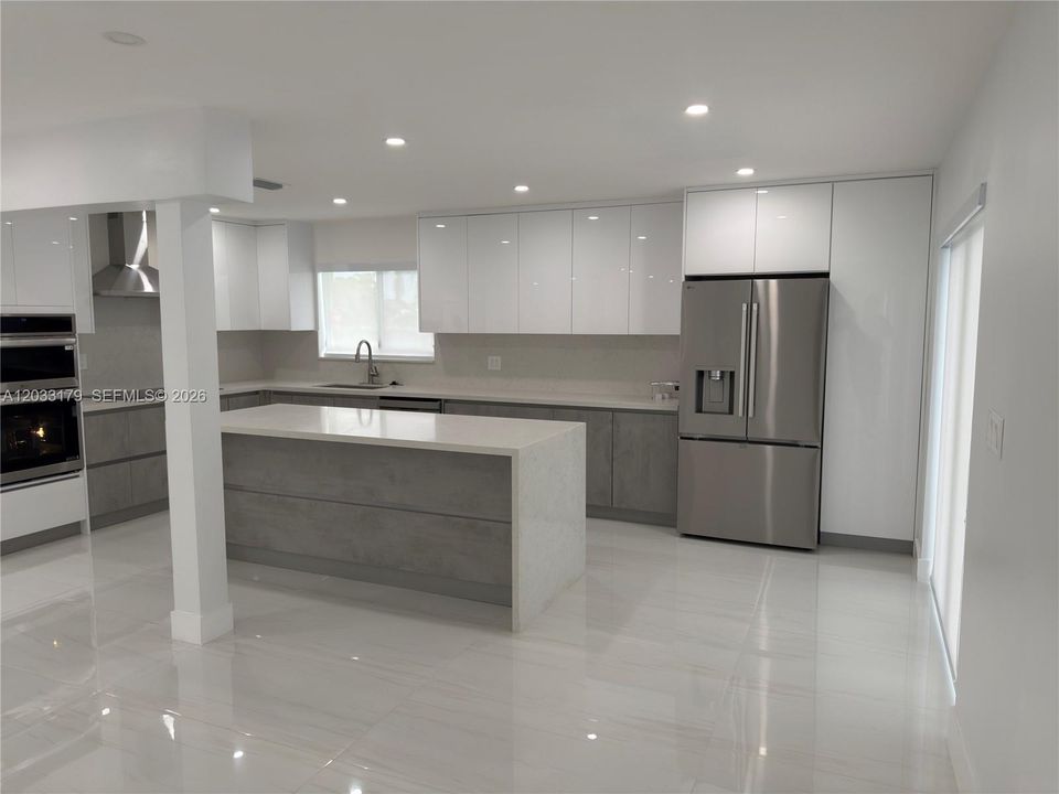 For Sale: $1,599,000 (4 beds, 3 baths, 2279 Square Feet)