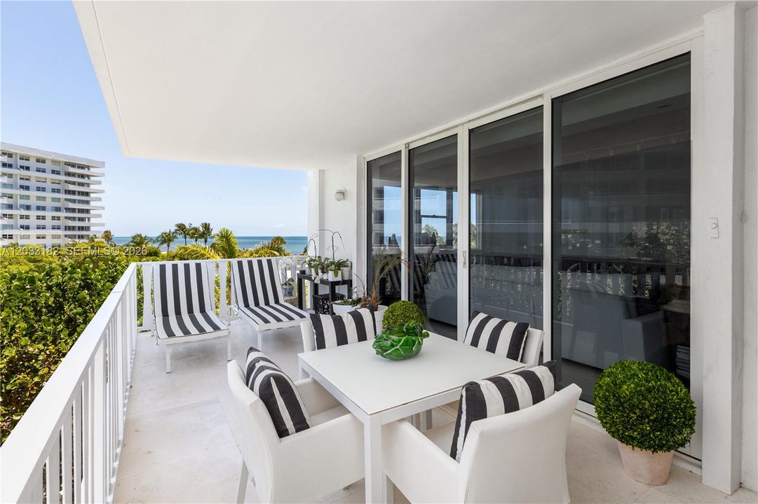 For Sale: $1,499,000 (2 beds, 2 baths, 1610 Square Feet)