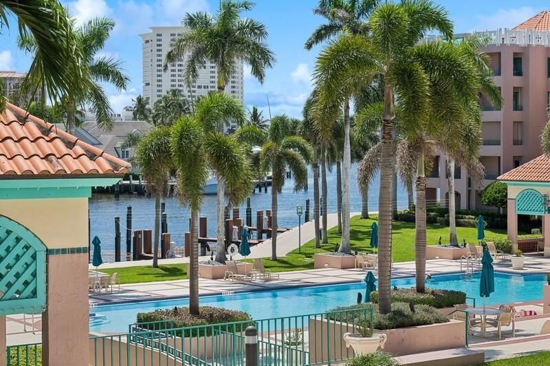 01_120SE5thAvenue326_193_Intracoastalpoo