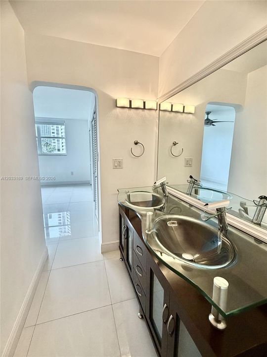En Renta: $2,500 (2 camas, 2 baños, 1027 Pies cuadrados)